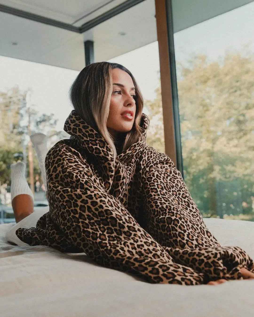 Leopard Print Unisex Hoodie Cozy Streetwear For Men Women