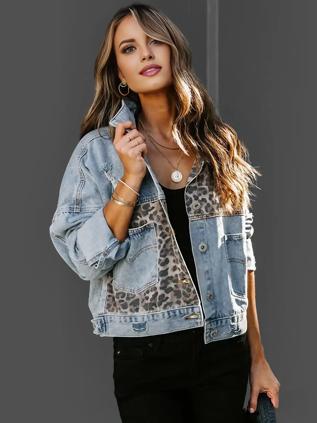 Leopard Print Este Jacket – Chic Elegance