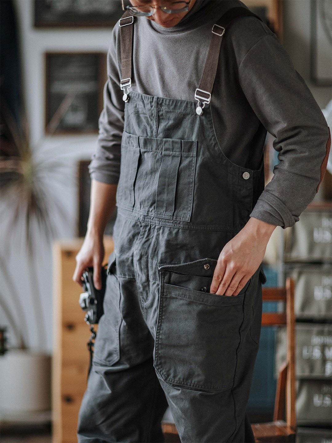 Men's Durable Bib Overalls for Work and Outdoor Activities