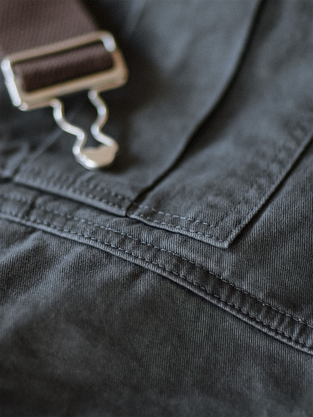Men's Durable Bib Overalls for Work and Outdoor Activities