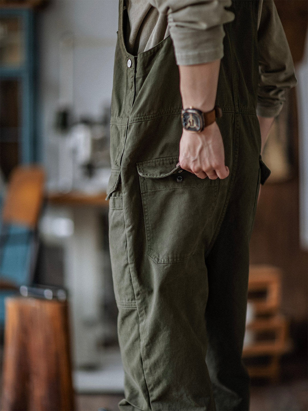 Men's Durable Bib Overalls for Work and Outdoor Activities