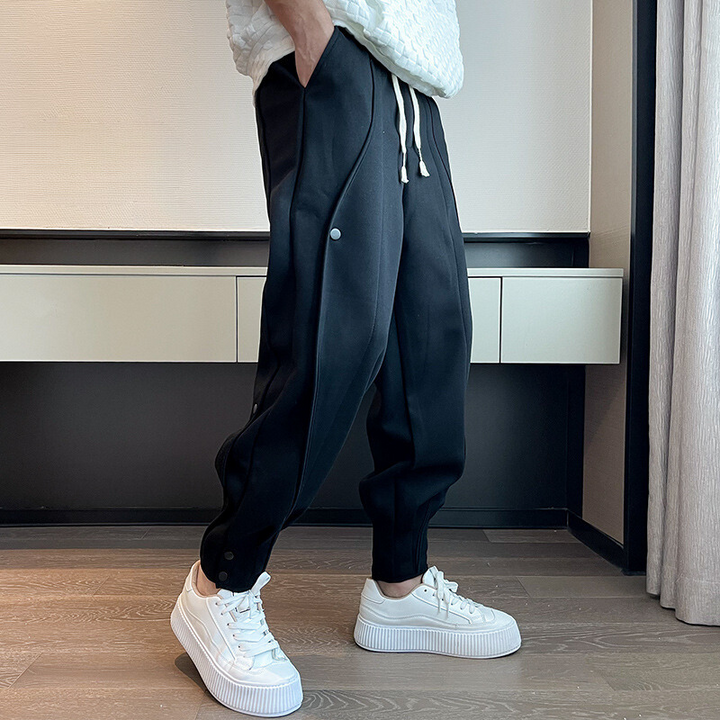 Men's Tapered Joggers with Drawstring Waist and Pockets