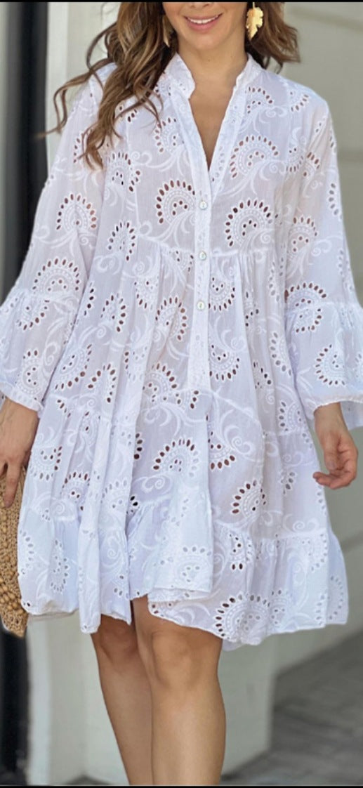 Vestito corto a balze con motivo da donna