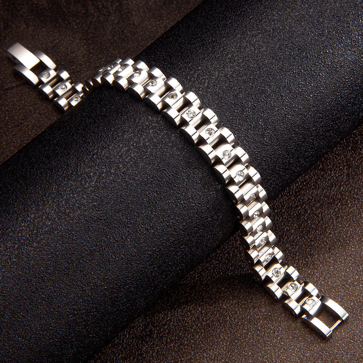 Elegant Link Bracelet for Stylish Accessory Silver