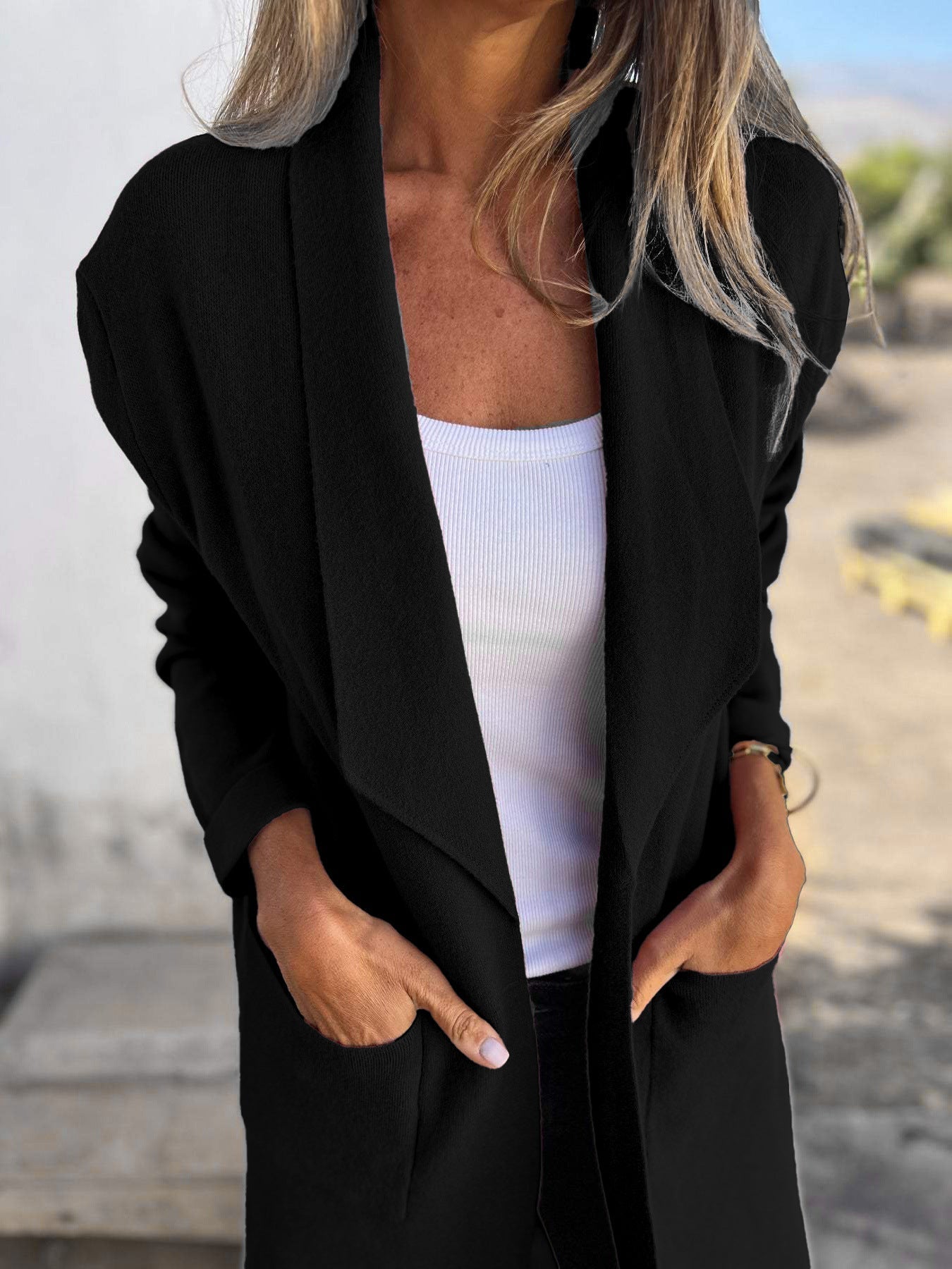 Soft Knit Cardigan - Cozy & Stylish