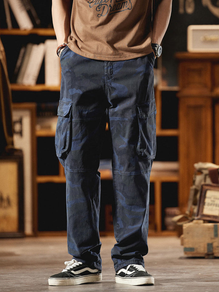 Men's Vintage-Inspired Camo Cargo Pants