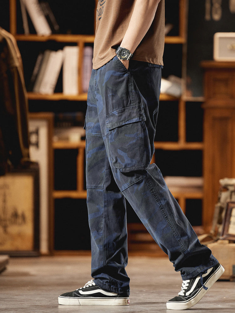 Men's Vintage-Inspired Camo Cargo Pants