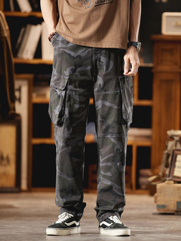 Men's Vintage-Inspired Camo Cargo Pants