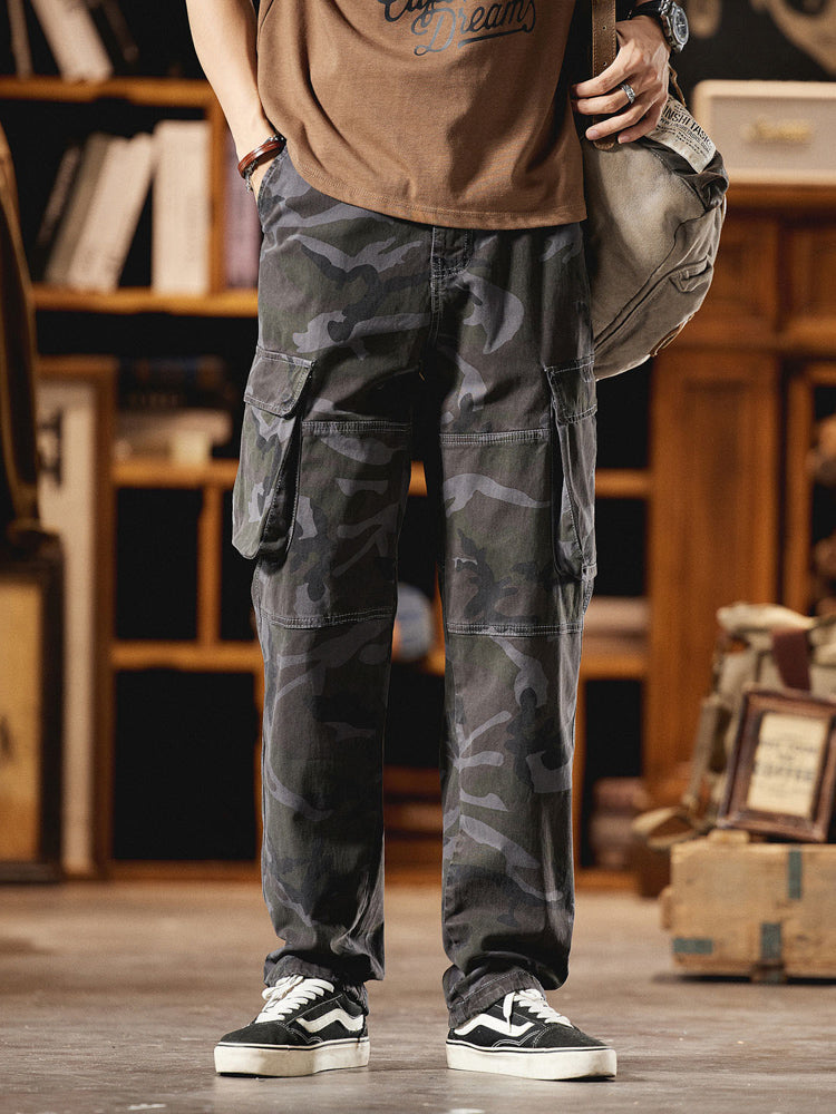Men's Vintage-Inspired Camo Cargo Pants