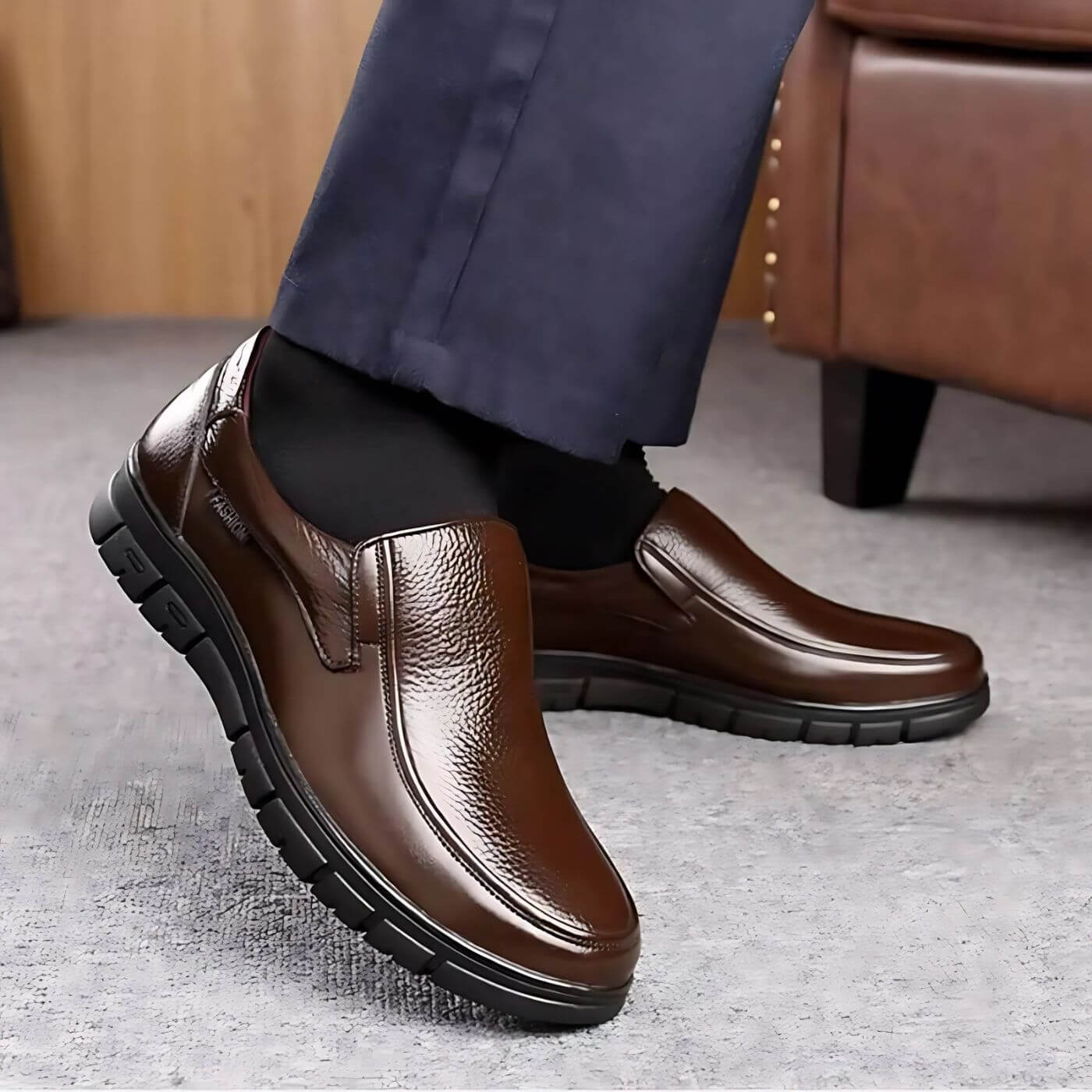 Men's Elegant Slip-On Shoes Brown