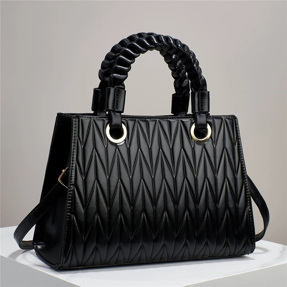 Elegant Baguette Handbag for Stylish Outings Black