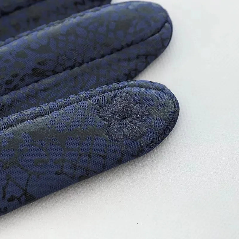 Suede Fashion Gloves for Elegance and Comfort