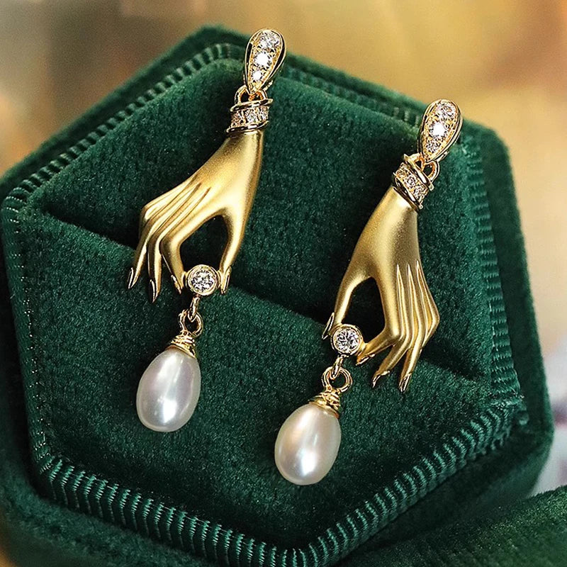 Elegant Drop Earrings with Ethereal Design-MODAUTLET