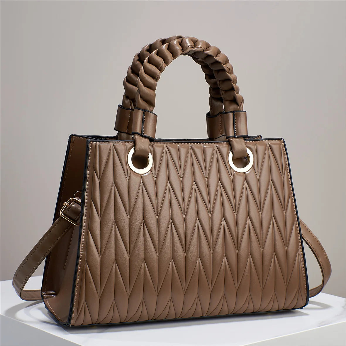 Elegant Baguette Handbag for Stylish Outings Brown