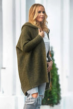 Women's Cozy Cardigan for Ultimate Comfort Green