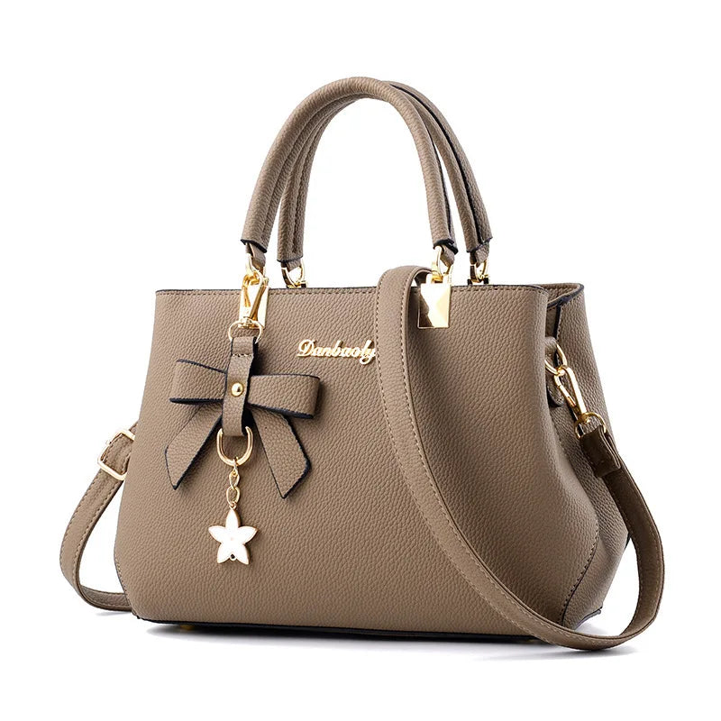 Elegant Women's Messenger Bag with Flower Pendant-MODAUTLET