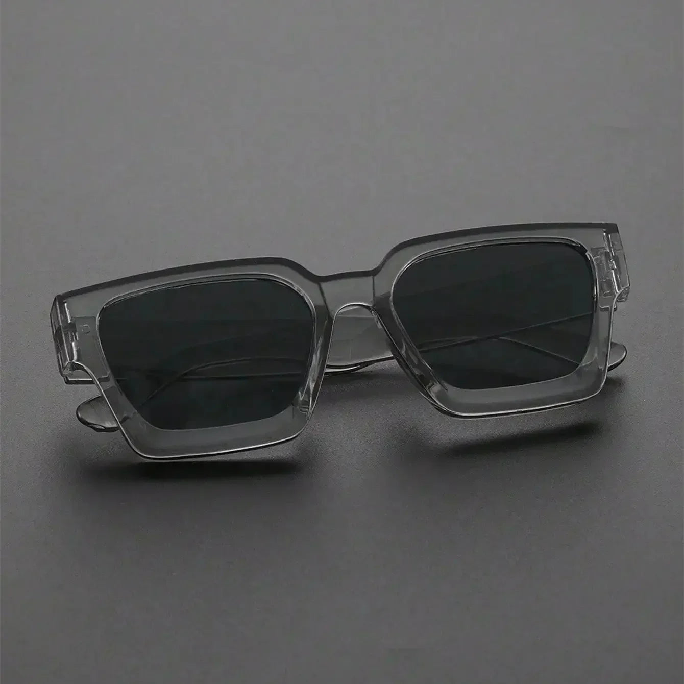 Elegant Venezia Sunglasses