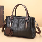 Classic Leather Handbag - Timeless Style and Elegance Black