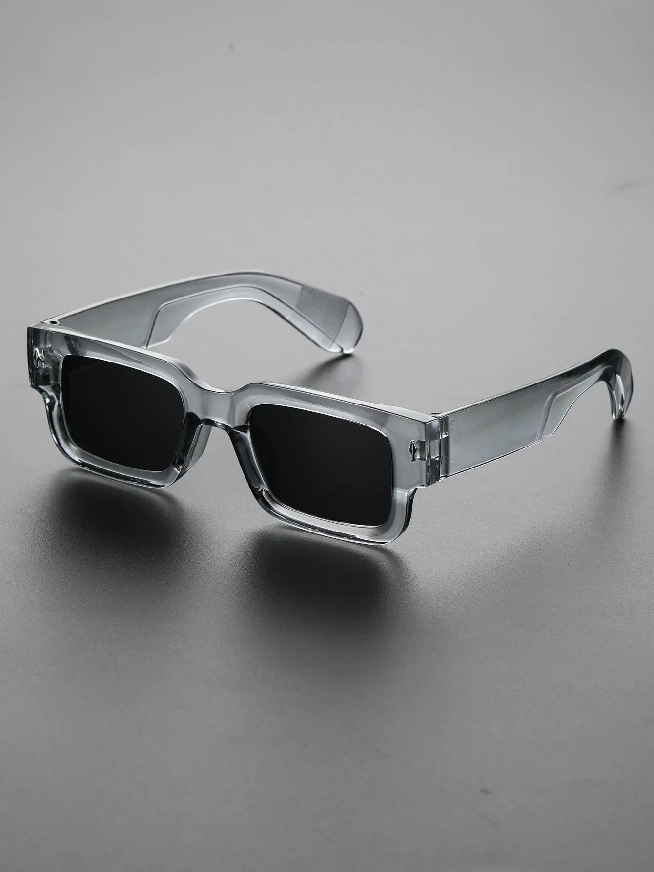 Anton Arvo Retro Sunglasses – Gray