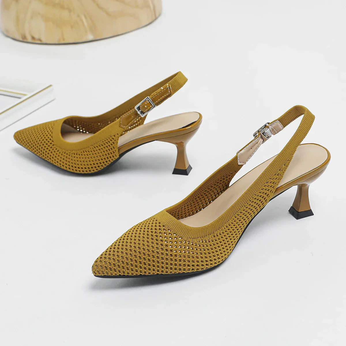 Women's Elegant & Comfortable Mid-Heel Shoes Gold