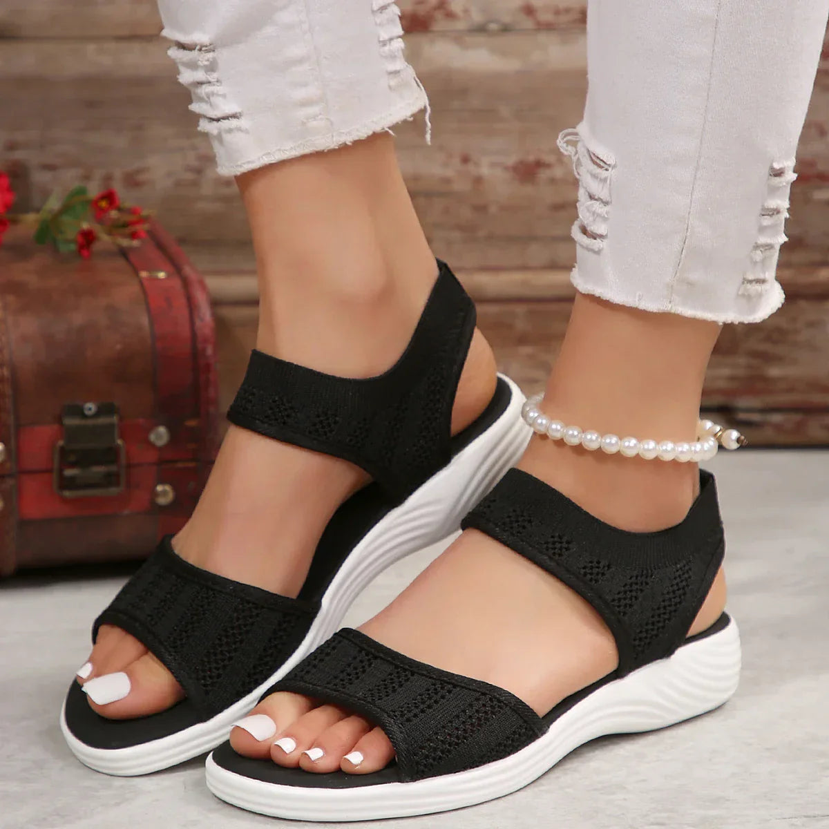 Women's Cushioned Heel Sandals Black