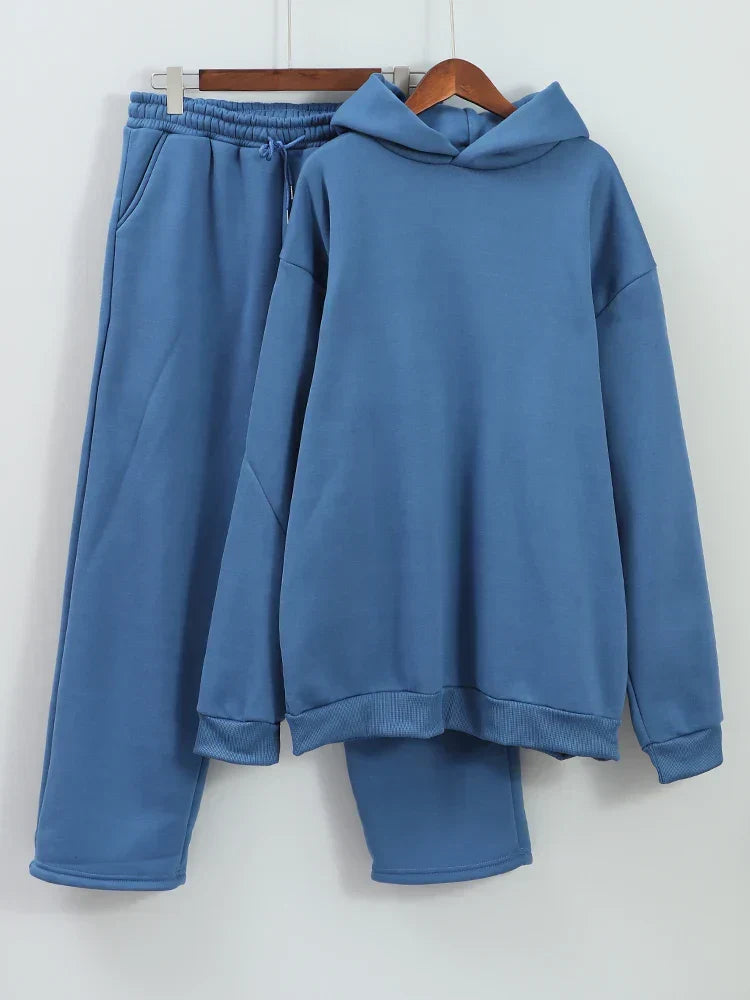 Męski oversize’owy sportowy dres