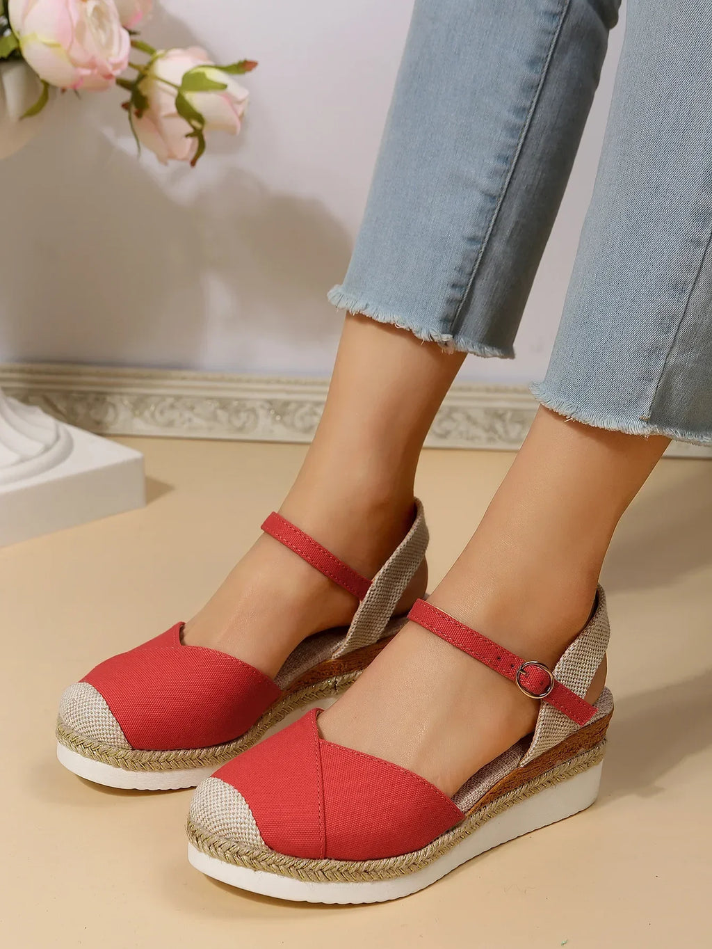 Woman's Closed Toe Wedge Sandals