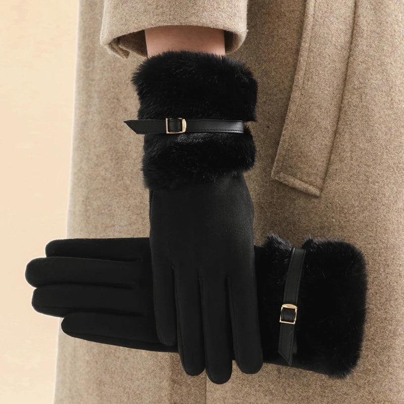 Luxurious Faux Fur Gloves for Ultimate Warmth