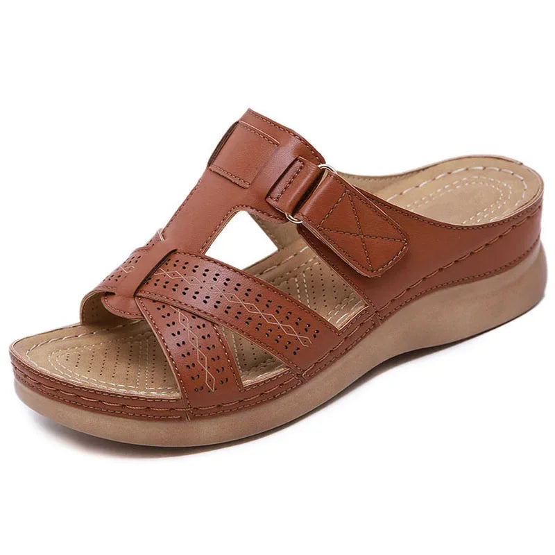 Women's Arch-Supportive Walking Sandals Dark brown