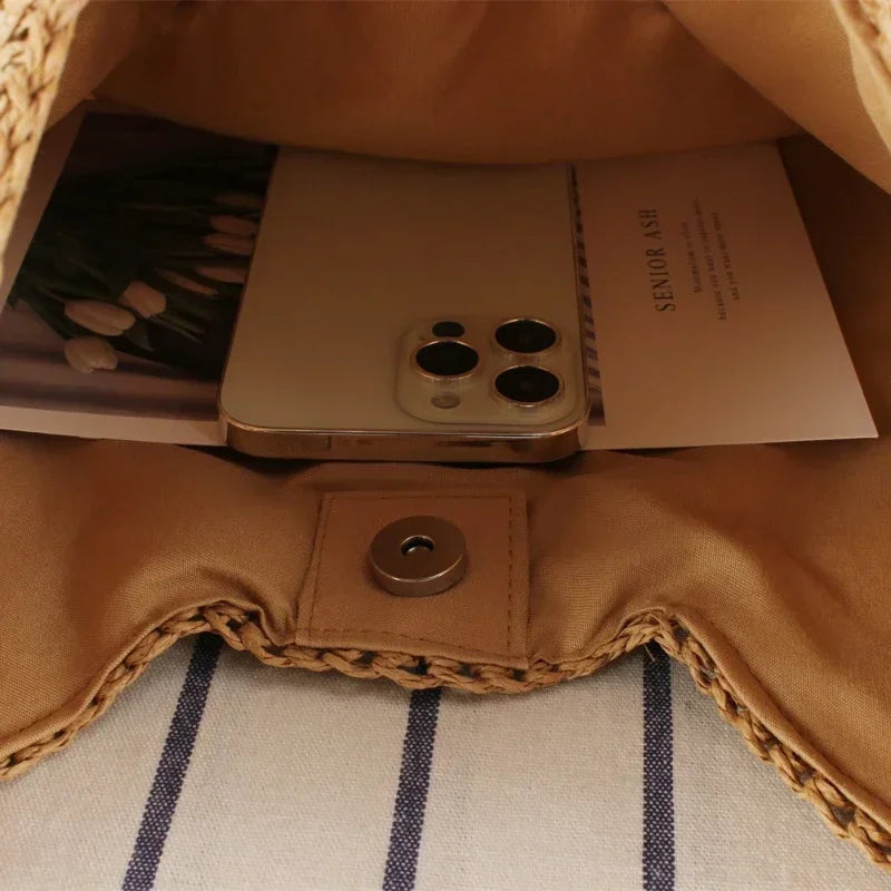 Chic Beach Bag With Vibrant Patterns And Roomy Design-MODAUTLET
