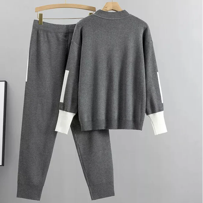 Kaitlyn | Conjunto Casual de Camisola e Calças para Mulher