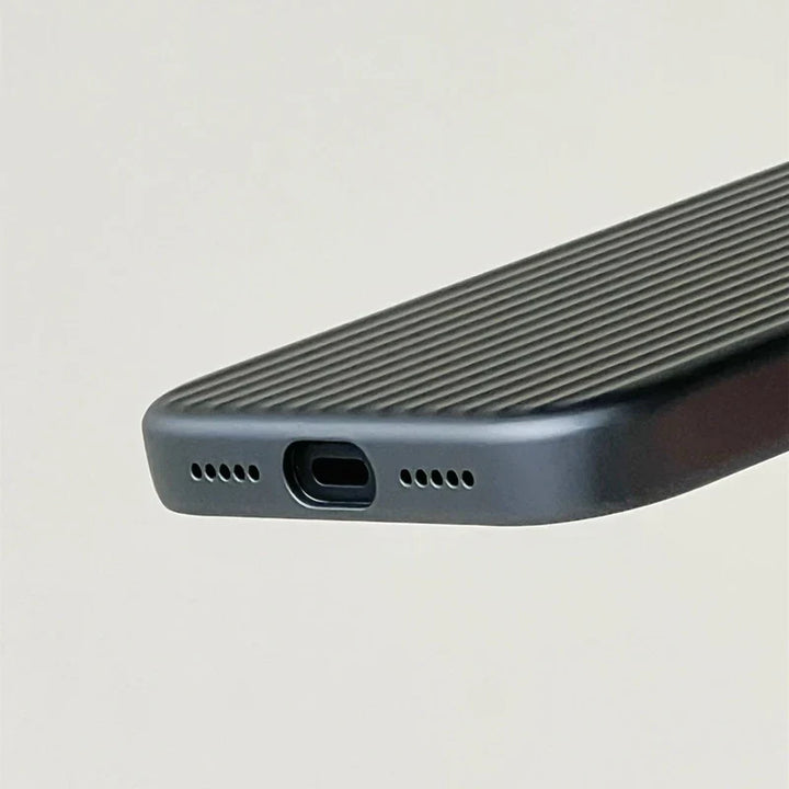 Stylish Silver iPhone Case for Ultimate Protection-MODAUTLET