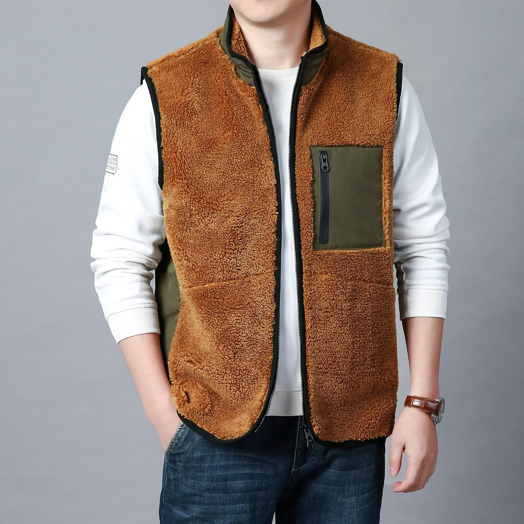 Chaleco polar de hombre para brindar calidez y comodidad
