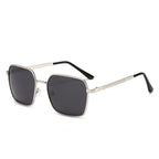 Classic Aviator Sunglasses for Timeless Style