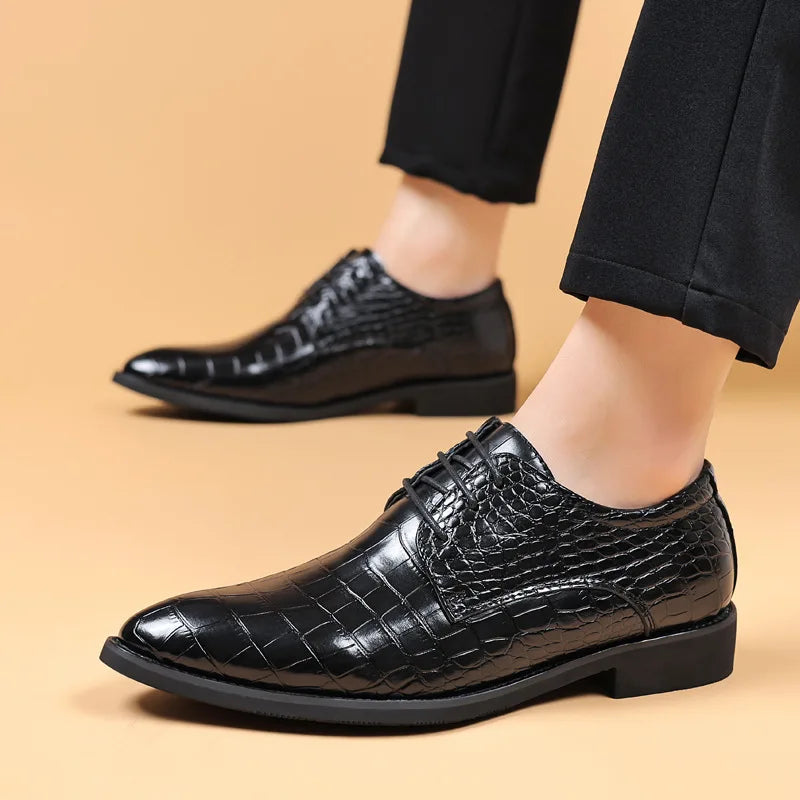Men's Stylish Crocodile Pattern Leather Shoes Black