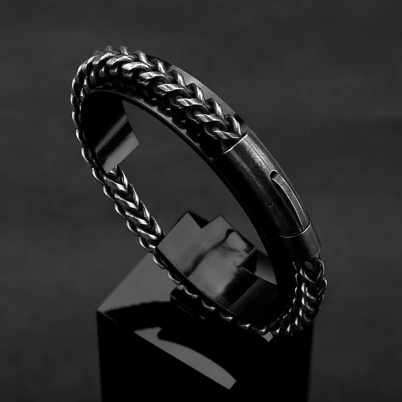 Stylish Chainlink Bracelet for Everyday Wear Onyx