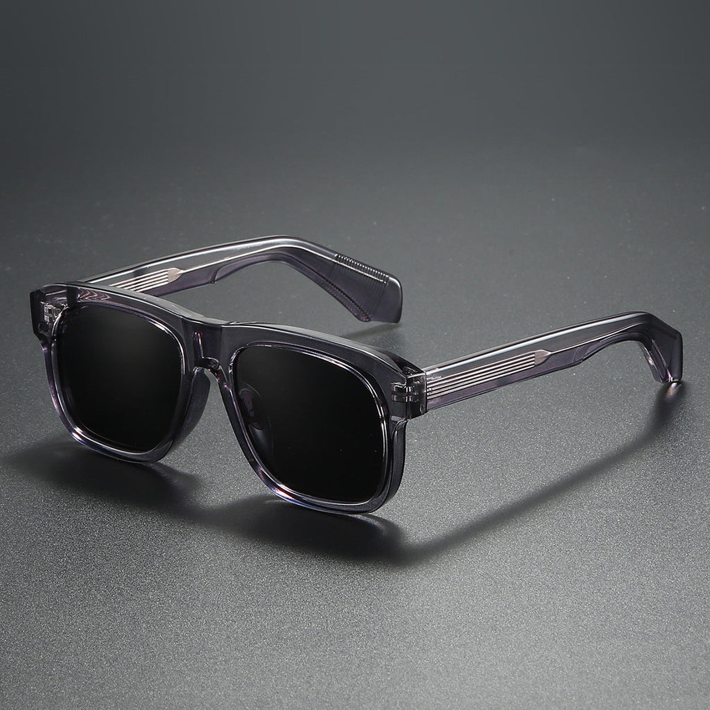 Stylish Retro-Inspired Sunglasses Clear