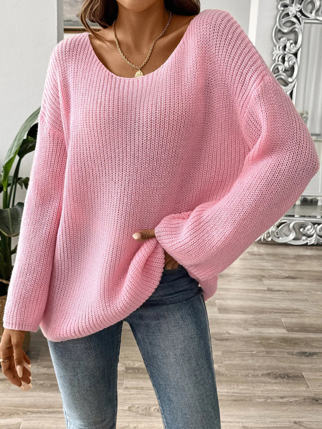 Women's Elegant Chiaia Sweater - Chic and Stylish Knitwear