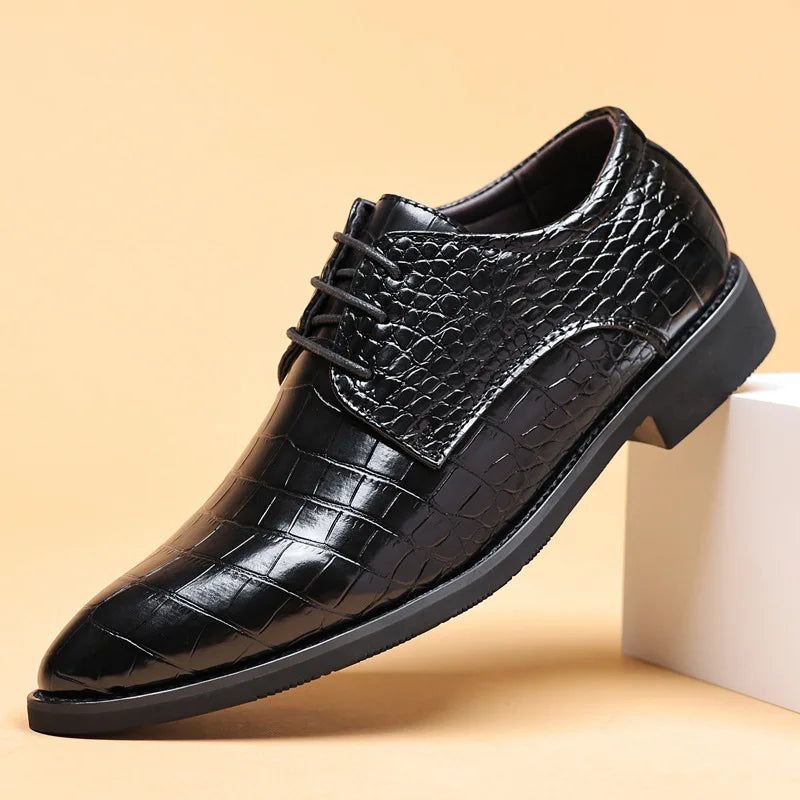 Men's Stylish Crocodile Pattern Leather Shoes