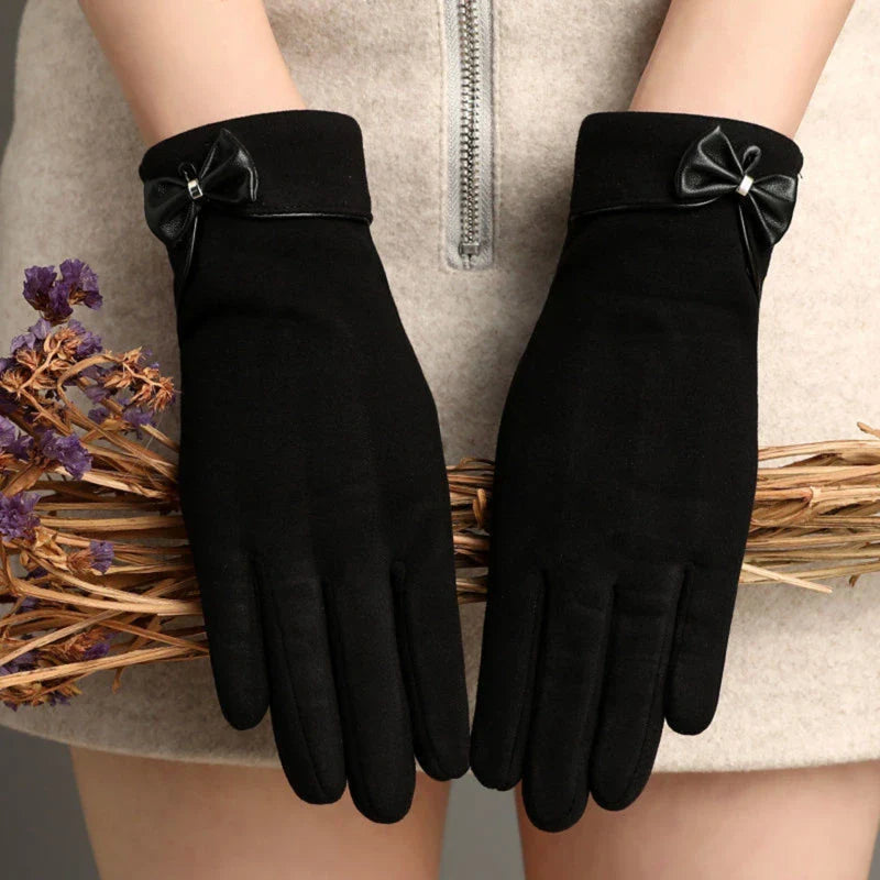 Elegant Suede Gloves for Stylish Comfort