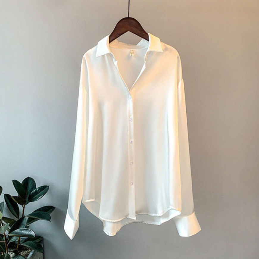 Taylor | Blusa de Cetim Feminina de Corte Solto com Botões