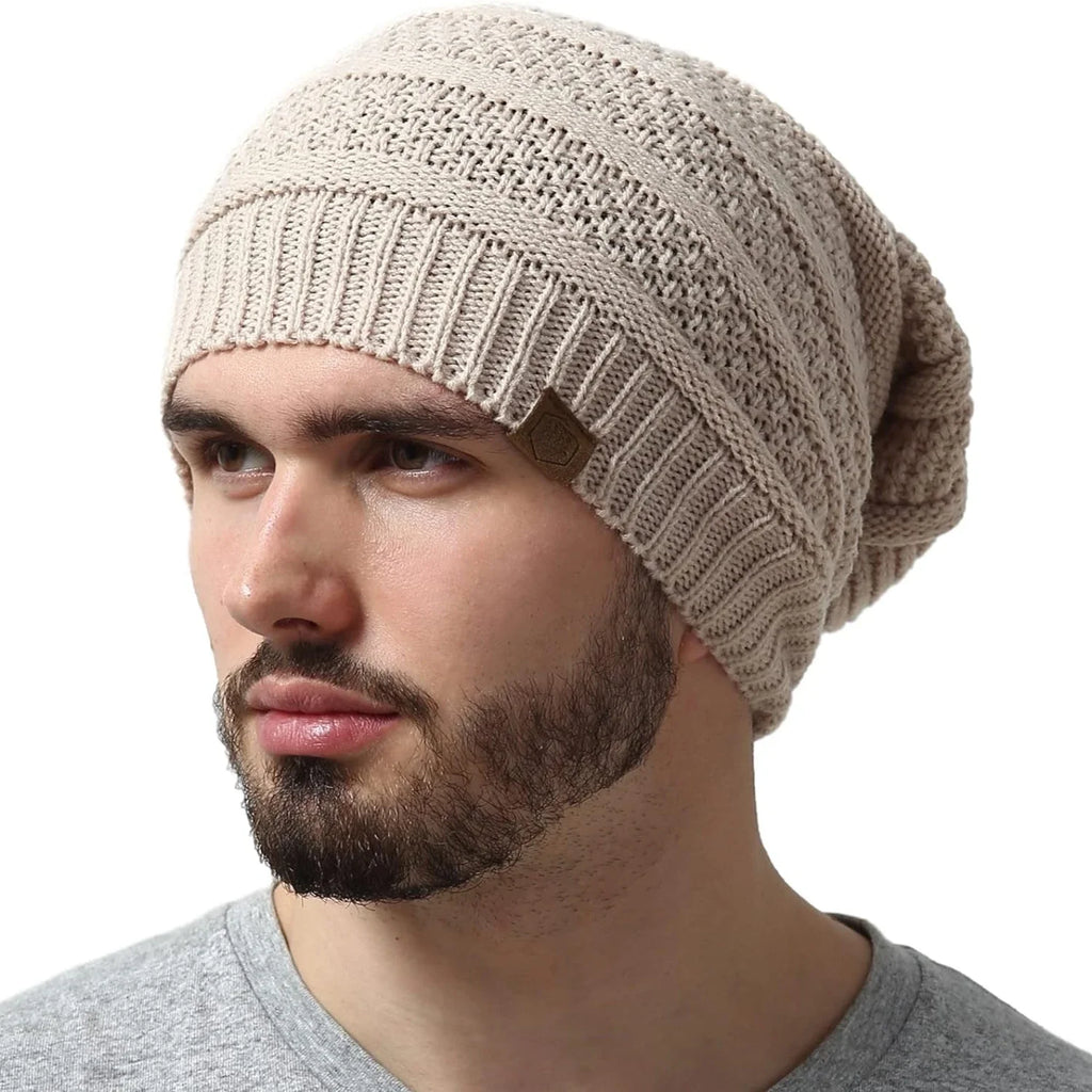 Cozy Knitted Beanie with Fur Lining Beige