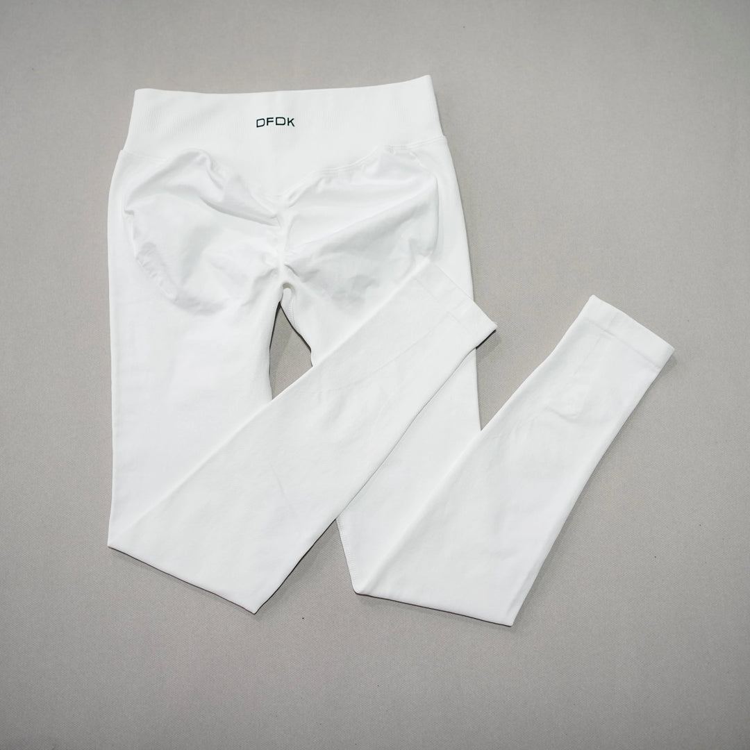 Women's High-Waisted Seamless Yoga Leggings for Tummy Control white
