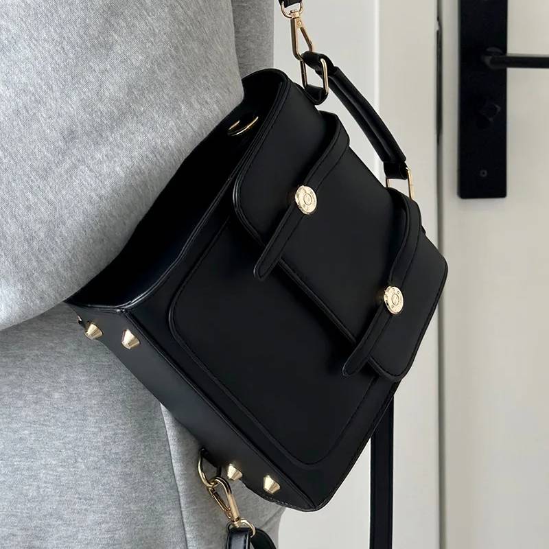 Compact Brompton Pouch for Essentials