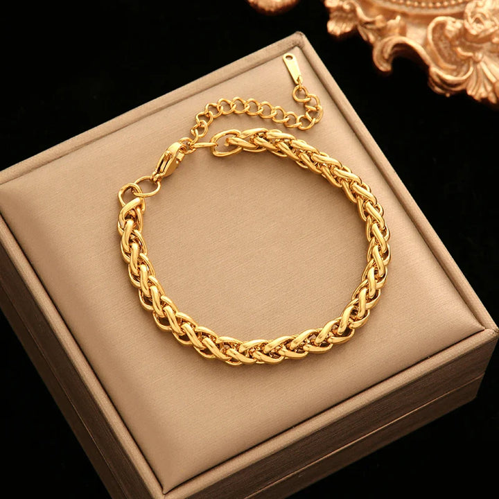 Elegant Gold Bracelet for Timeless Style-MODAUTLET