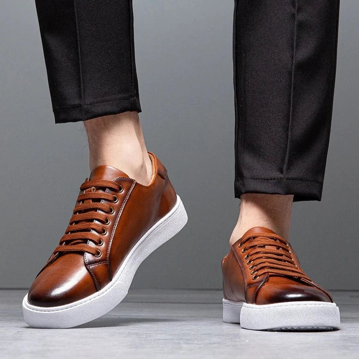Men's Comfortable Leather Sneakers Brown