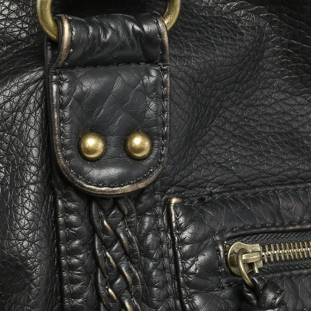 Soft Tote Handbag for Women – Elegant & Versatile