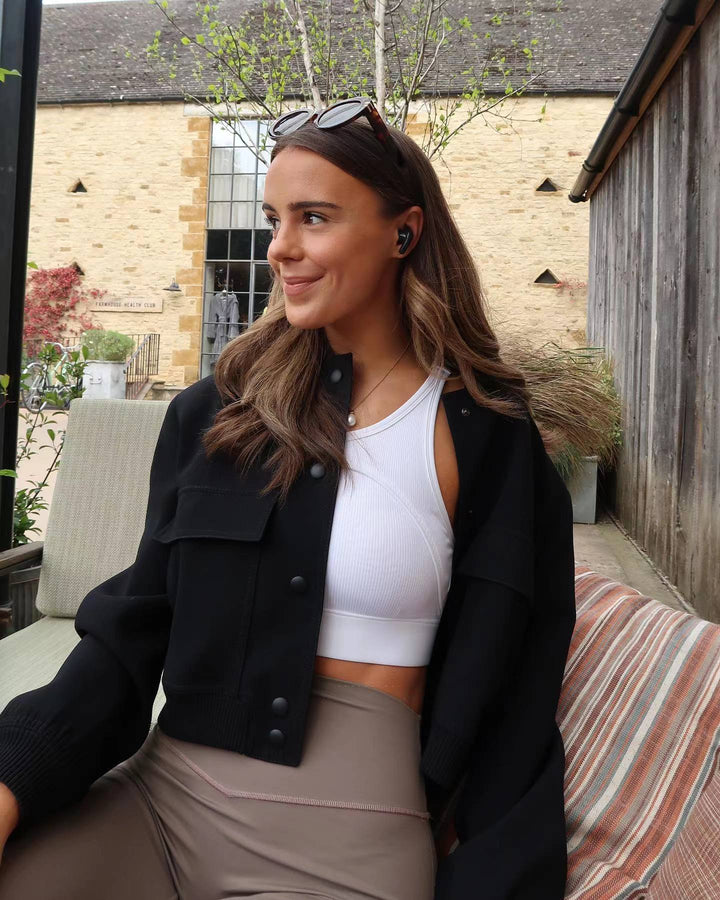 Stylish Bomber Jacket for Trendy Looks