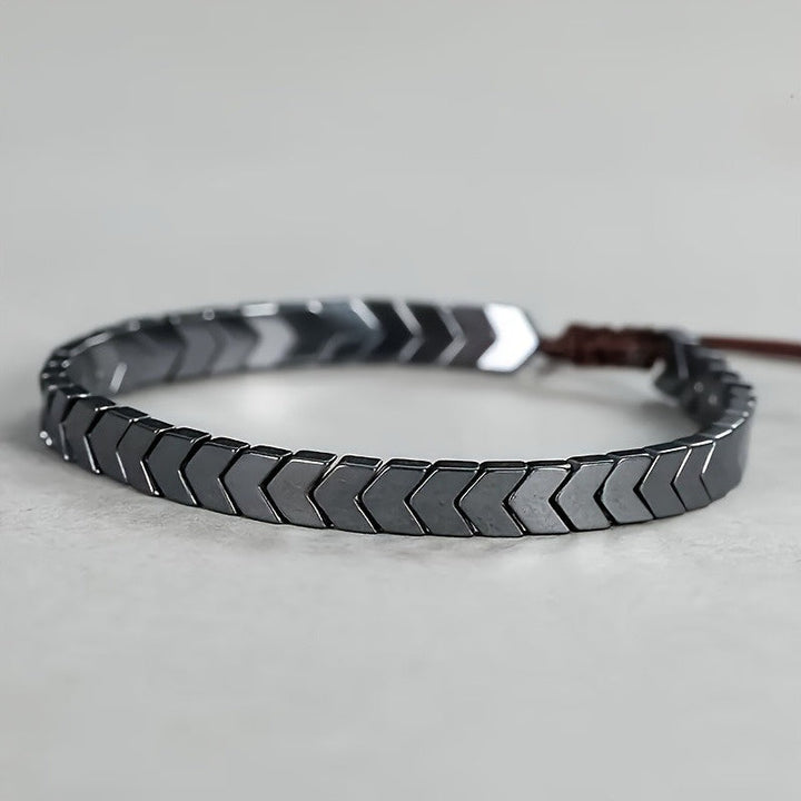 Stylish Hematite Arrowline Bracelet Black