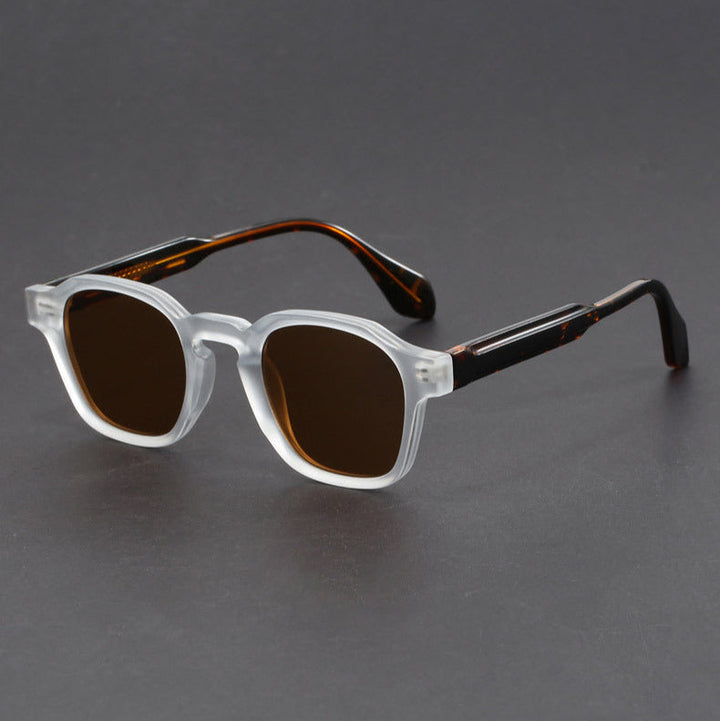 Stylish Sunglasses for Ultimate Sun Protection Clear